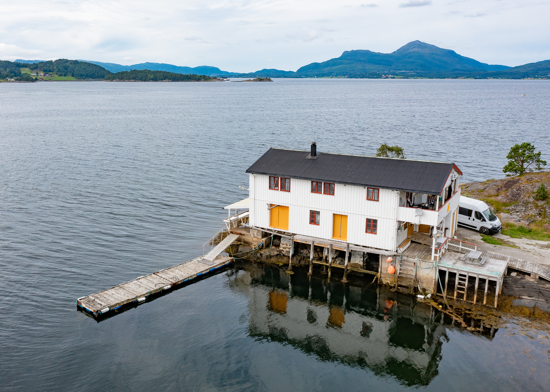 Skjevlingsnes Sjøhus