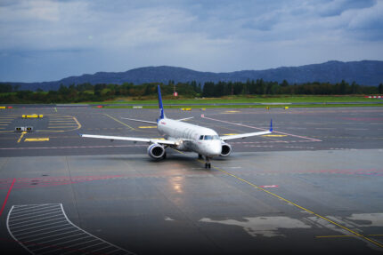 Fly SAS am flzplass Bergen
