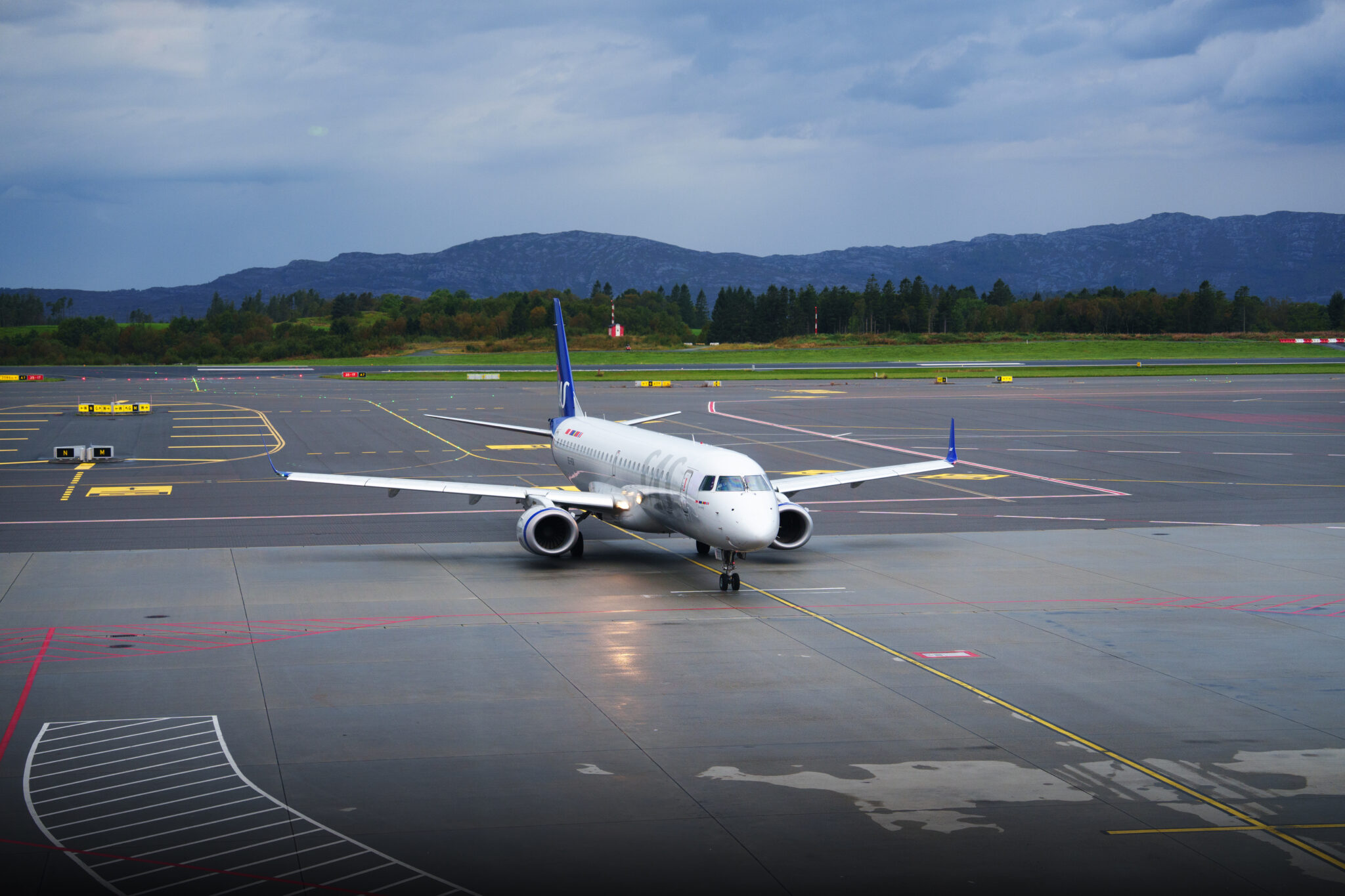 Fly SAS am flzplass Bergen